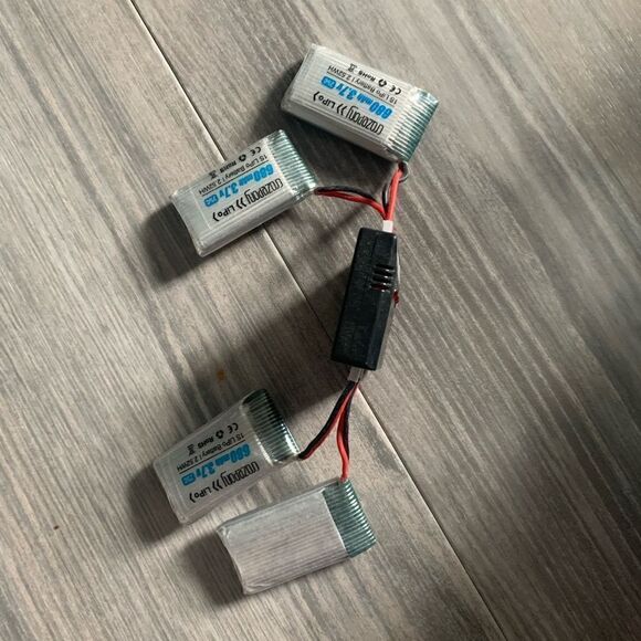 SNAPTAIN S5C Drone with additional accessories - Picture 3 of 10